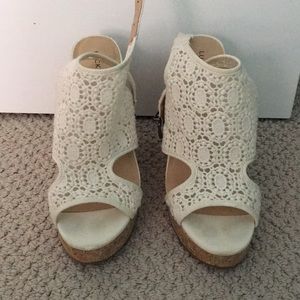 White wedges